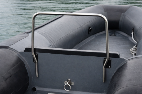 Geräteträger für Schlauchboote - Ø 25/30 mm 50-70cm Montagebreite (minimale Biegung)